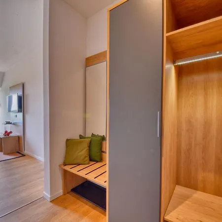 Eichelhaeher 08 Im Wreecher Idyll Ruegen By Ruyastay