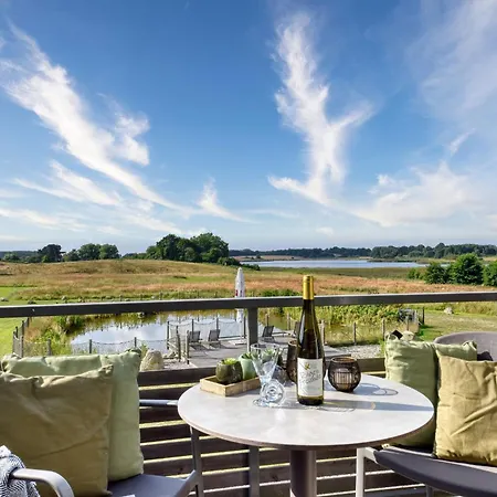 Eichelhaeher 08 Im Wreecher Idyll Ruegen By Ruyastay