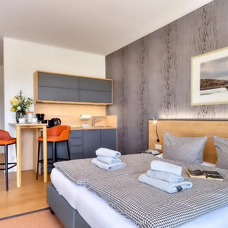 Eichelhaeher 08 Im Wreecher Idyll Ruegen By Ruyastay Apartmán Putbus